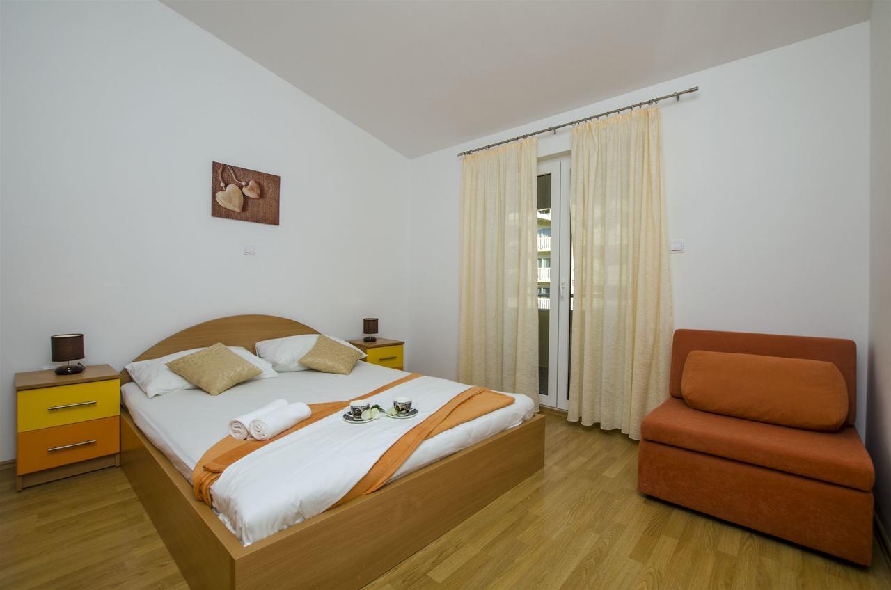 Apartments Srecko Duće Exterior foto